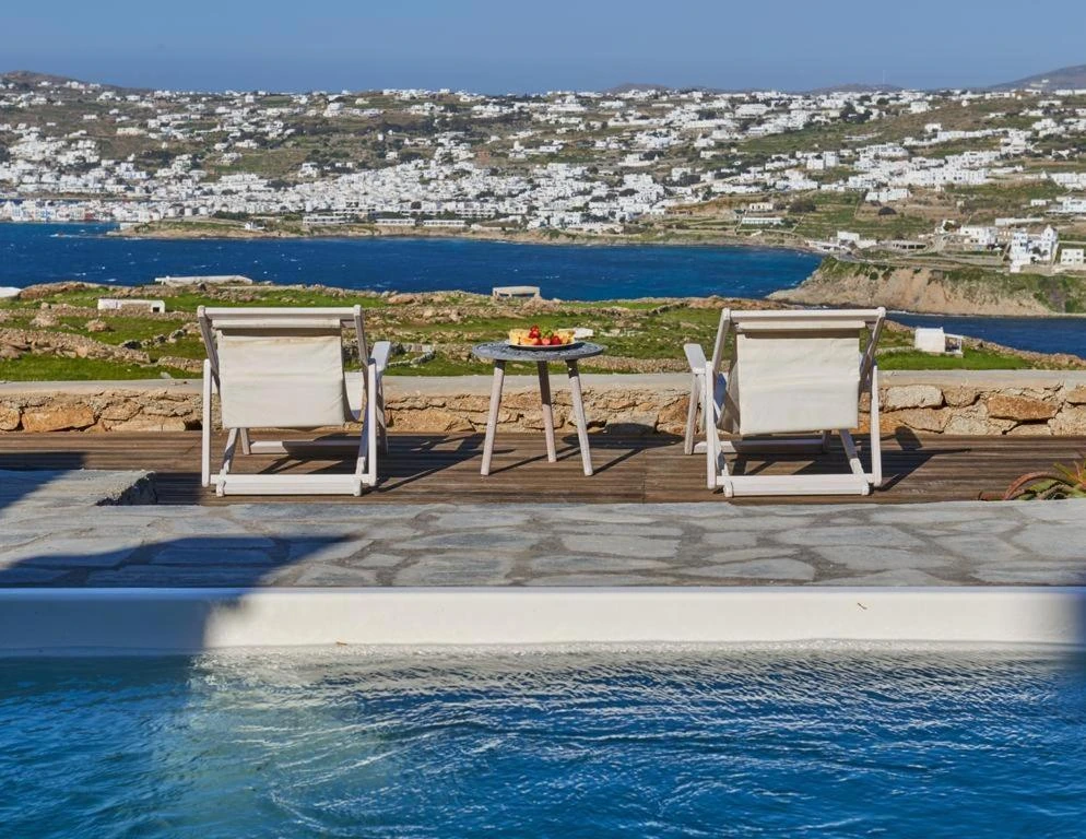 Your private pool, with Mykonos beyond