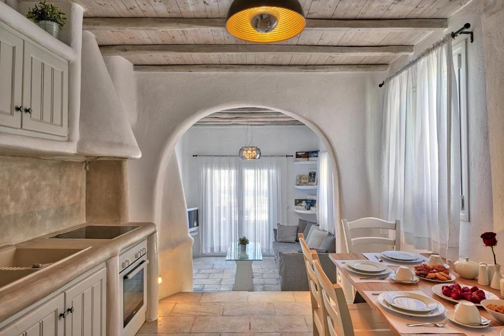 The fully equipped kitchen and dining area